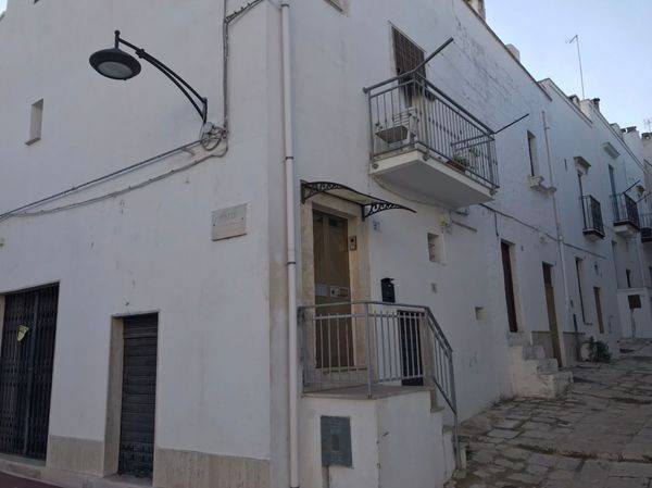 Appartamento a Ceglie messapica in Via Pola - Foto 2