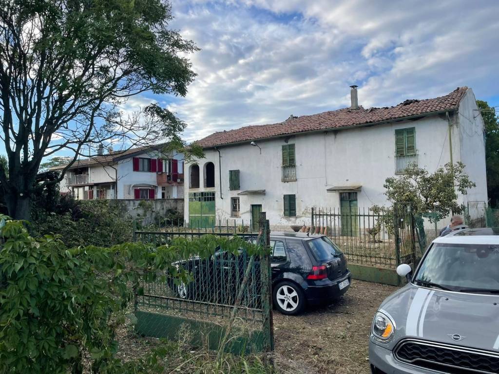 Rustico / casale a Alessandria in Via Novi, 45 - Foto 3