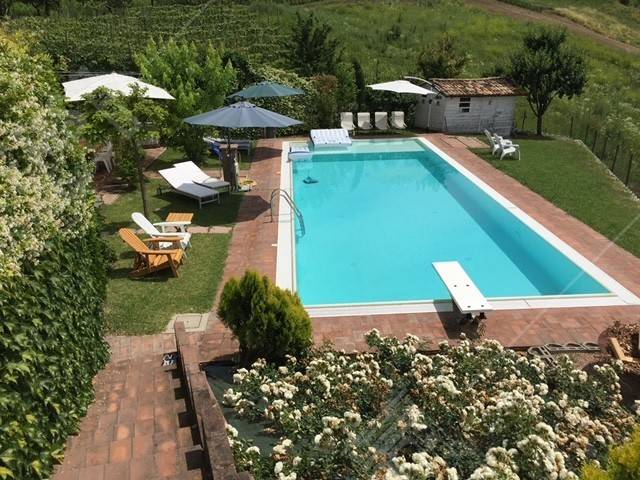 Rustico / casale a Castagnole delle lanze in Località Salera Alta - Foto 3