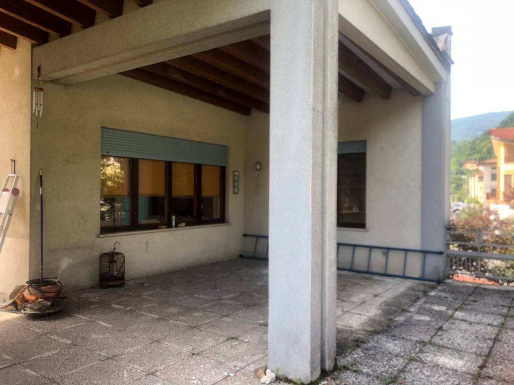 Villa a Valdagno in Via G. Cracco, 37 - Foto 4