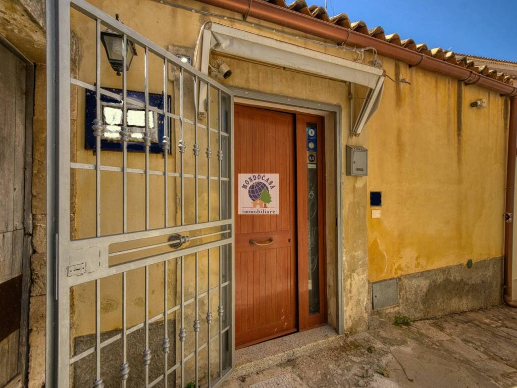 Appartamento a Noto in Corso Vittorio Emanuele - Foto 2