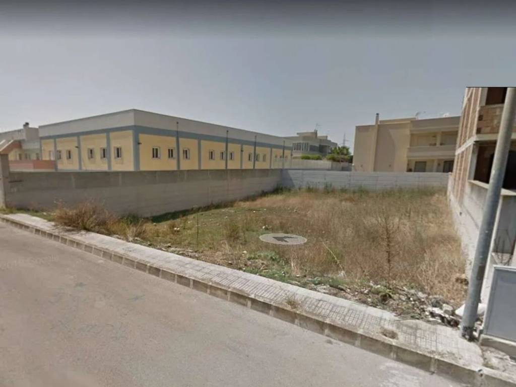 Terreno a Francavilla fontana in Viale Francia - Foto 2