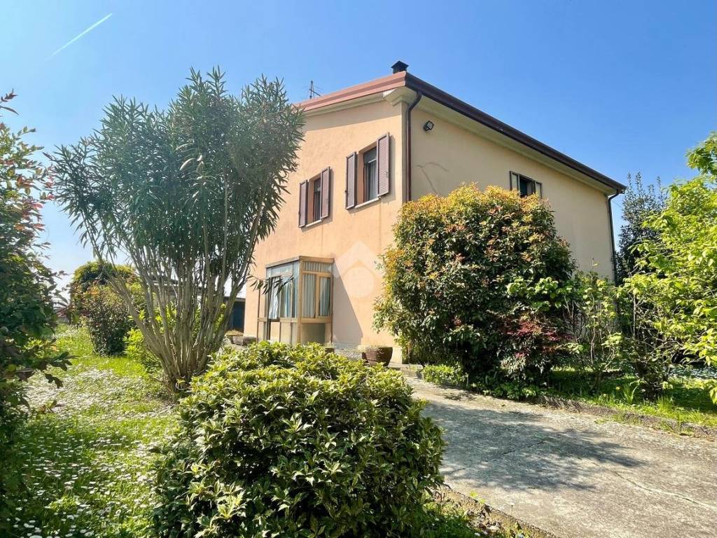 Villa a Selvazzano dentro in Via Penghe, 8 - Foto 2
