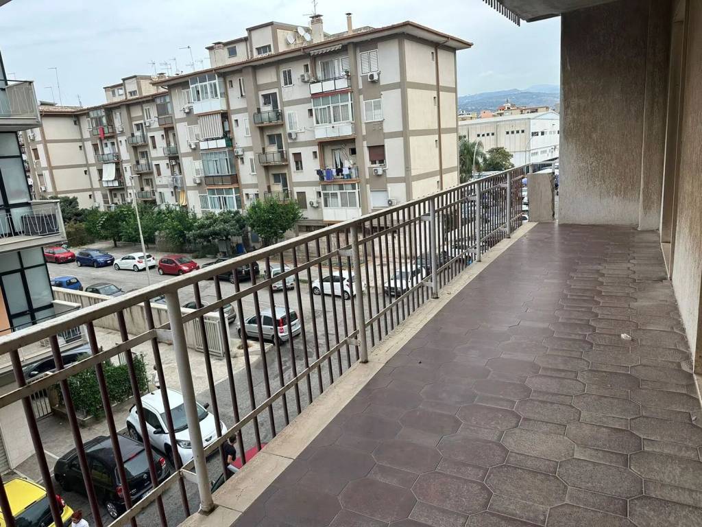 Appartamento a Reggio calabria in Via Botteghelle, 43 - Foto 5