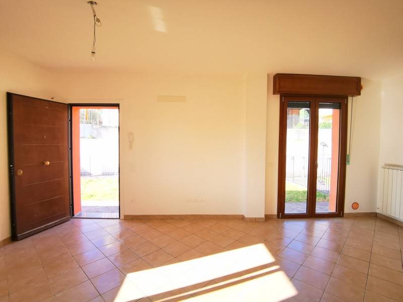 Appartamento a Montegridolfo in Via Gerard Ross Norton - Foto 4