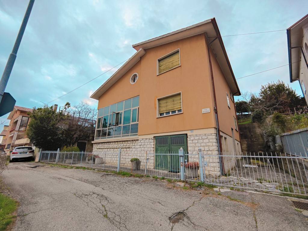 Villa a Fumane in Via Belvedere, 4 - Foto 4