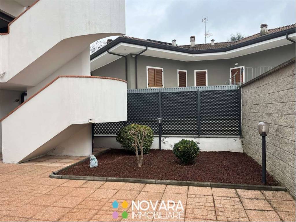 Villa a Novara in Via Cavagliano, 36 - Foto 2