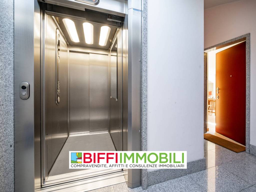 Appartamento a Lecco in Via Antonio Rosmini - Foto 2