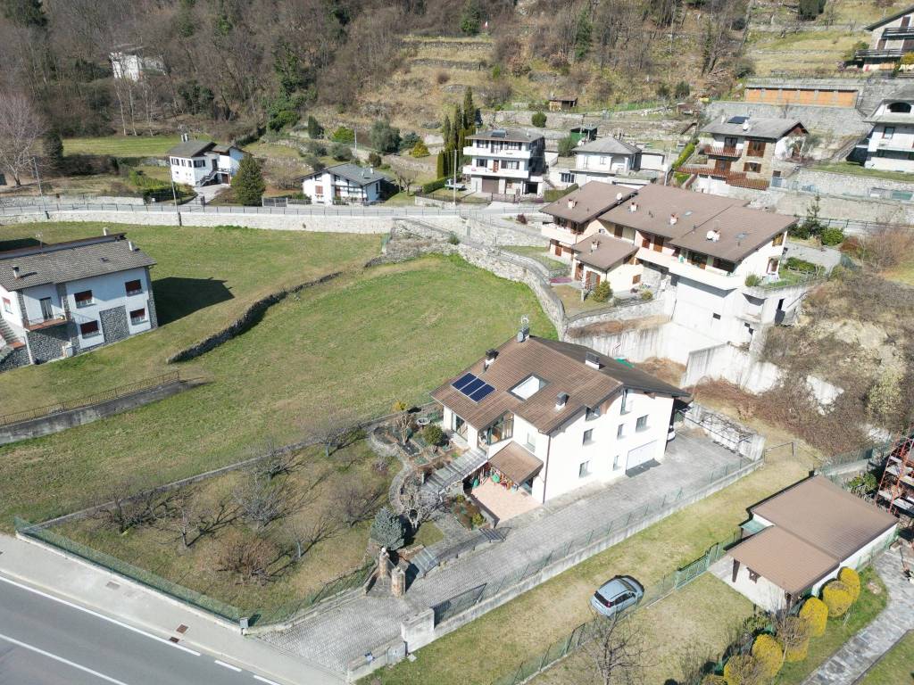 Villa a Morbegno in Viale Tommaso Ambrosetti, 21 - Foto 5