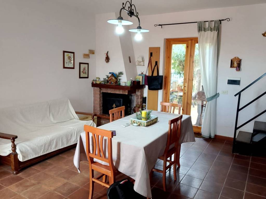 Villa a Galluccio in Via torazzi, Snc - Foto 3