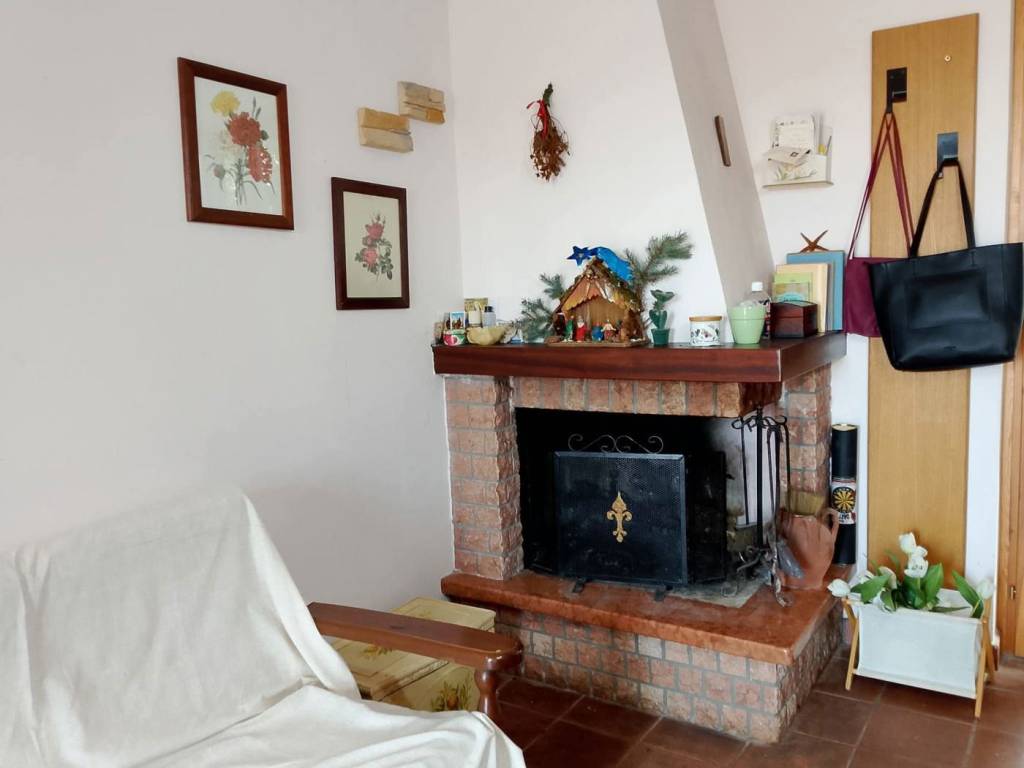 Villa a Galluccio in Via torazzi, Snc - Foto 5