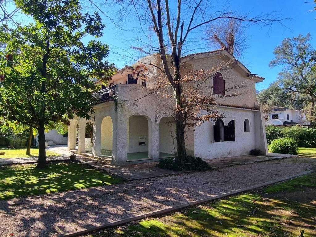 Villa a Sabaudia in Viale delle Querce - Foto 5