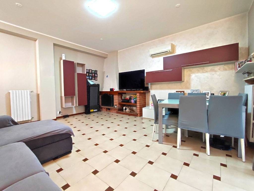 Appartamento a Castel san giovanni in Via Luigi Illica, 11 - Foto 5