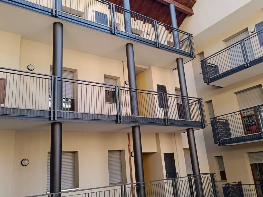 Appartamento a Sondrio in Via Cesare Battisti, 80 - Foto 2