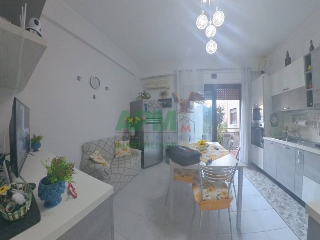 Appartamento a Reggio calabria in VIA CARDINALE GENNARO PORTANOVA - Foto 4