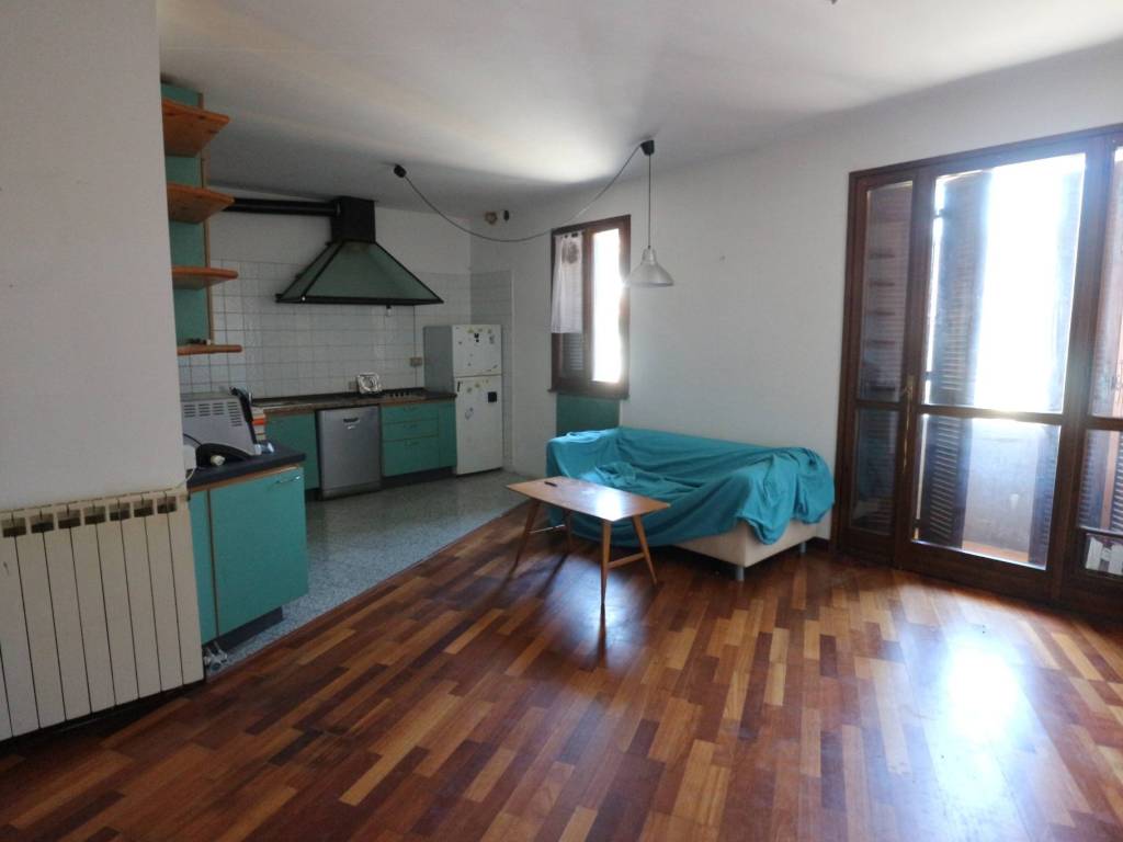 Appartamento a Verbania in Via Maurizio Muller, 13 - Foto 4