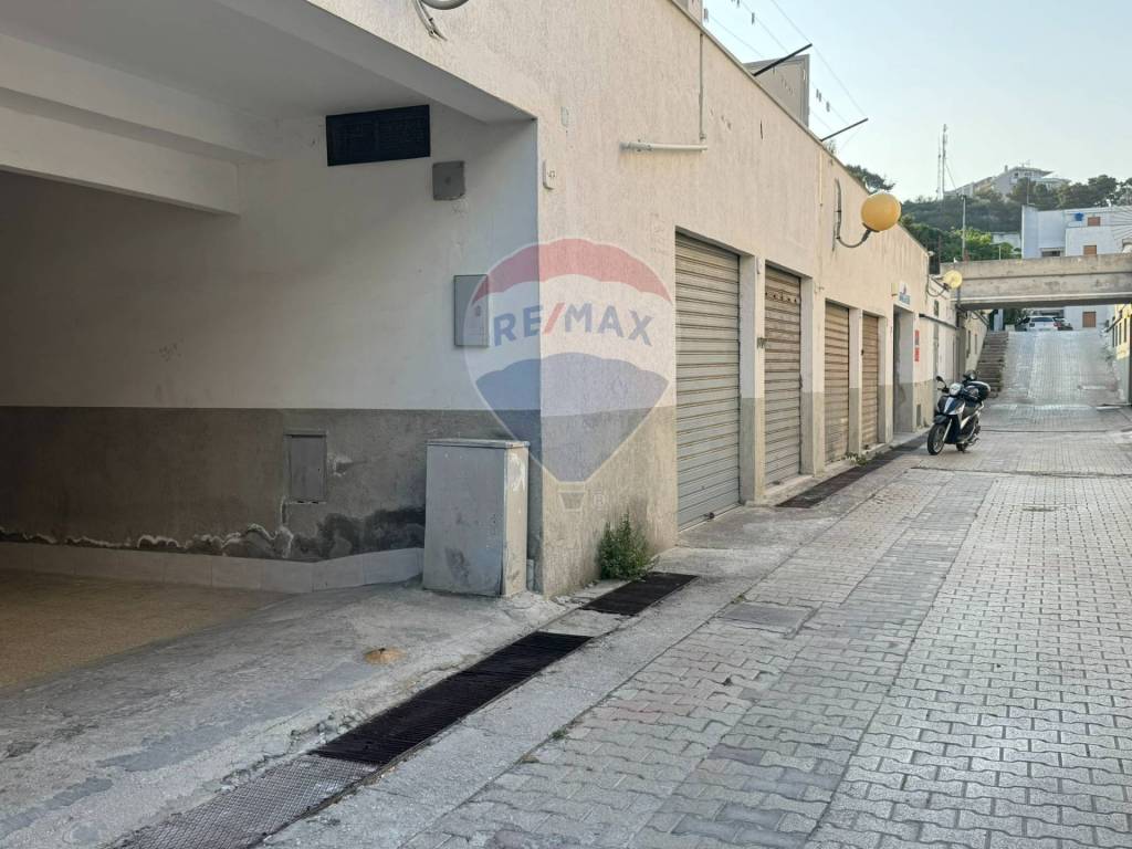 Box / garage a Vieste in Via Salvemini, 48 - Foto 4