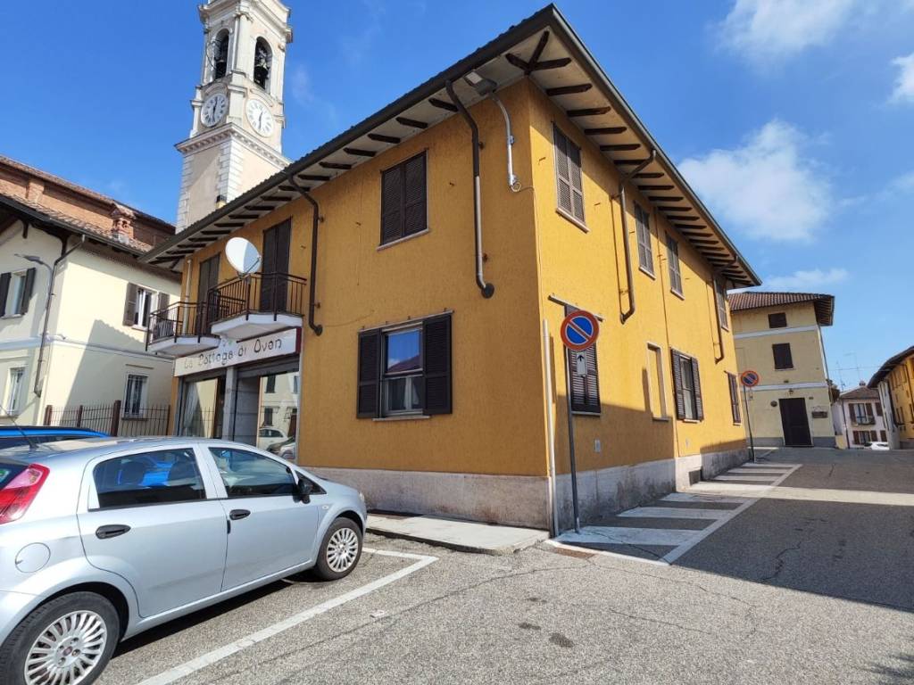 Appartamento a Dorno in Piazza Don Luigi Galassi - Foto 3