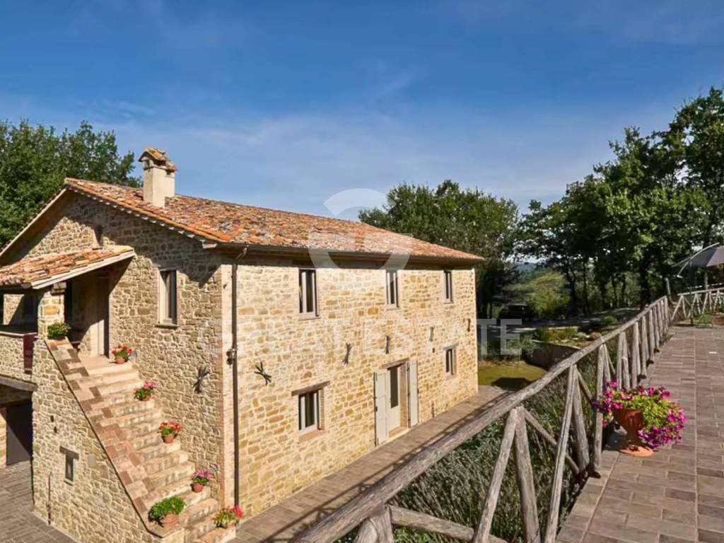 Rustico / casale a Gubbio in Frazione Caresto - Foto 5