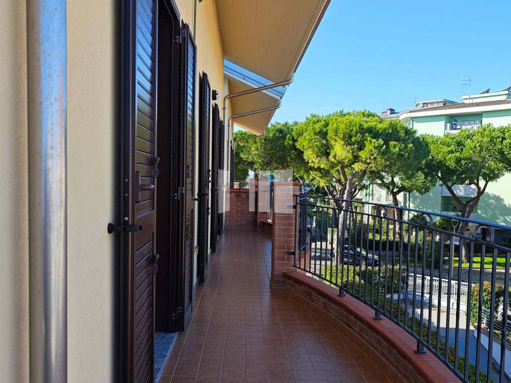 Appartamento a Giulianova in Viale dei Pini, 3 - Foto 2