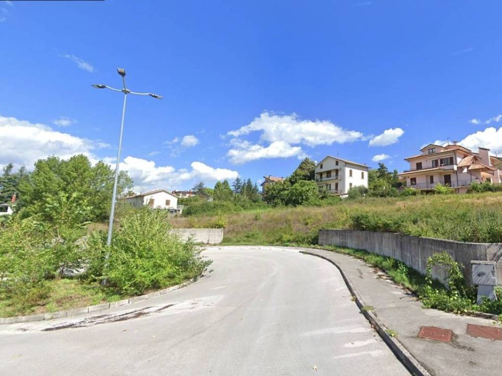 Terreno a Fabriano in VIA DON PASQUALE MERLONI - Foto 2