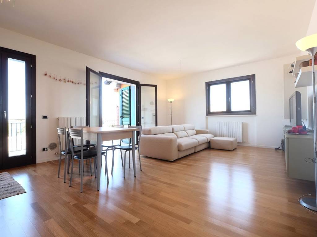 Appartamento a Sirolo in Piazza 8 Marzo - Foto 2