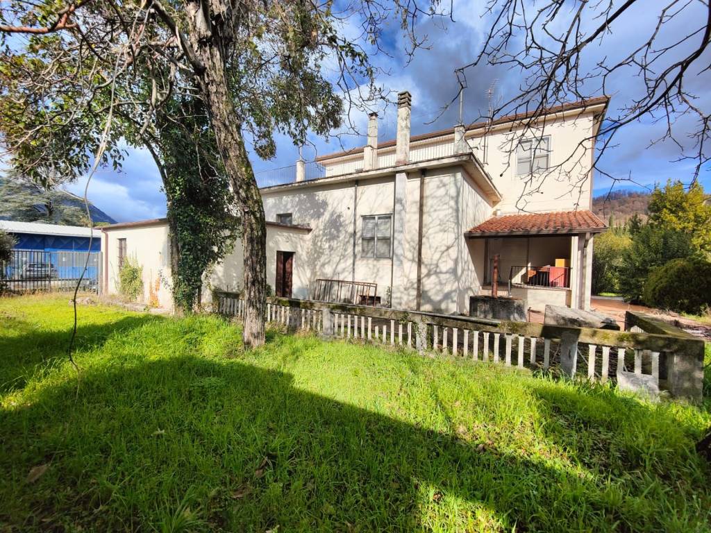 Villa a Sora in Via di Villa Carrara, 9 - Foto 4