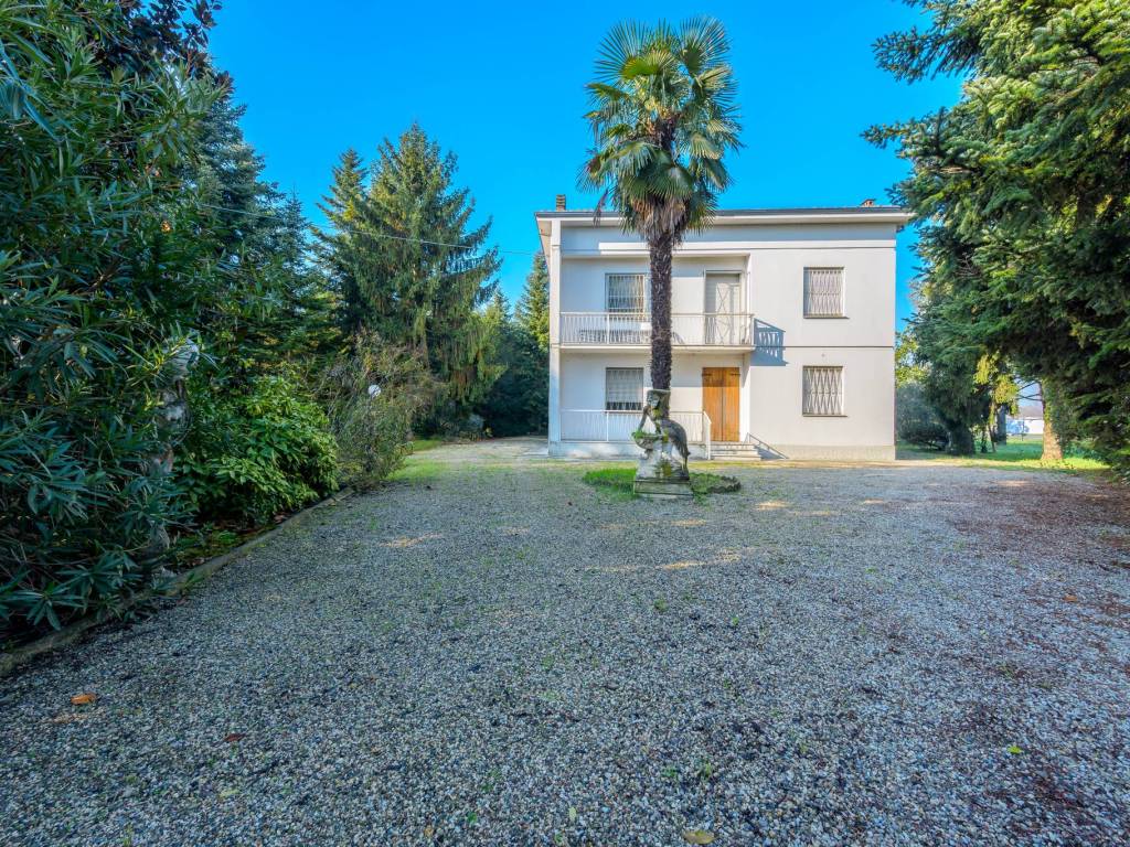 Villa a Carpi in Strada Statale di Correggio - Foto 4