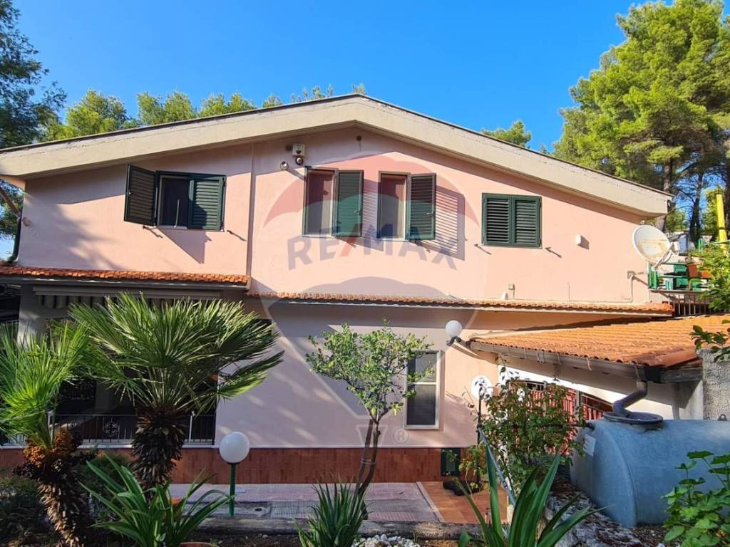 Villa a Vieste in Località Piano Piccolo - Foto 4