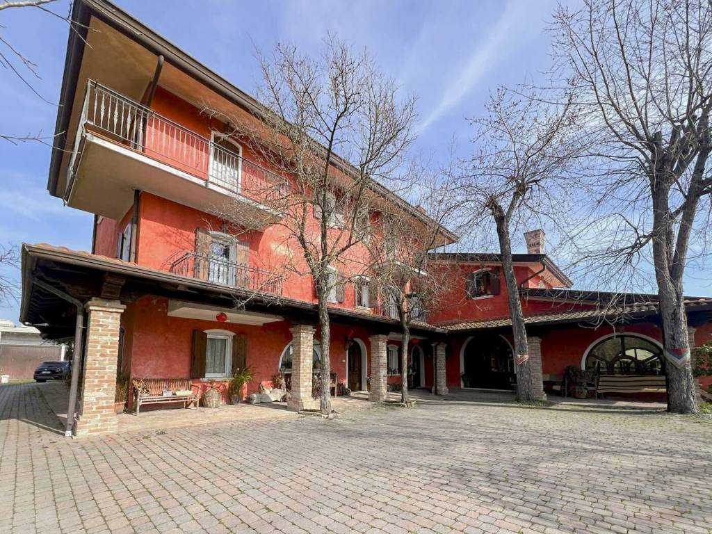 Palazzo / stabile a San donà di piave in Via Tabina, 67 - Foto 1