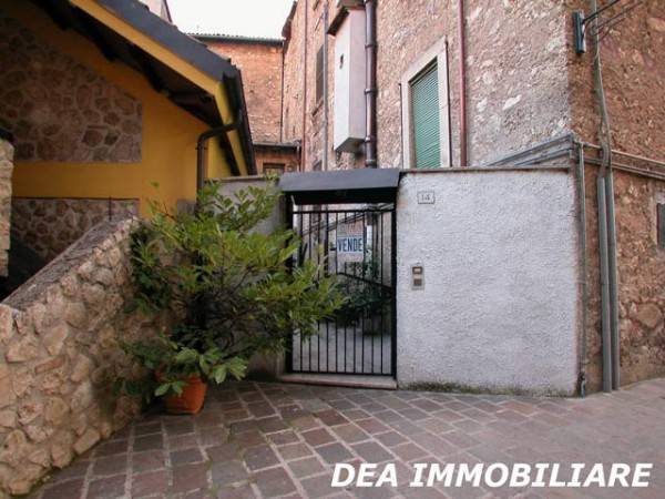 Casa indipendente a Celano in Via Filippo Carusi, 13 - Foto 2