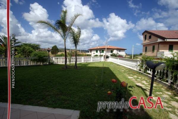 Attico / mansarda a Briatico in Via Luigi Cadorna, 5 - Foto 3