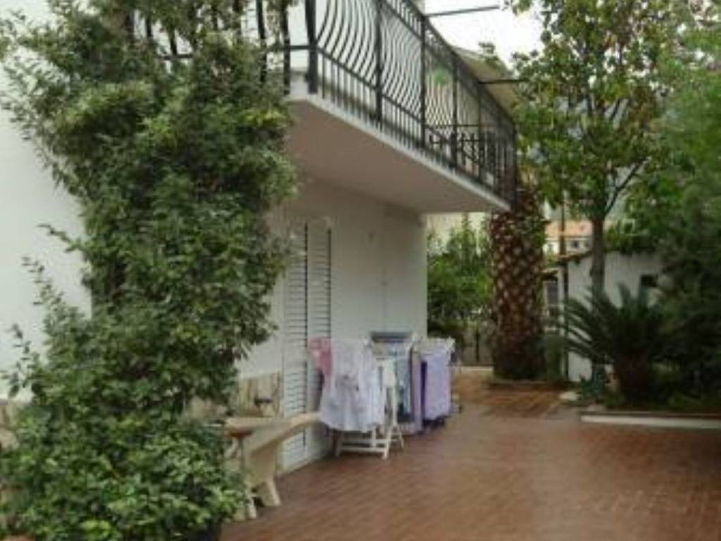 Villetta a schiera a Fondi in Via Benedetto Croce, 12 - Foto 3
