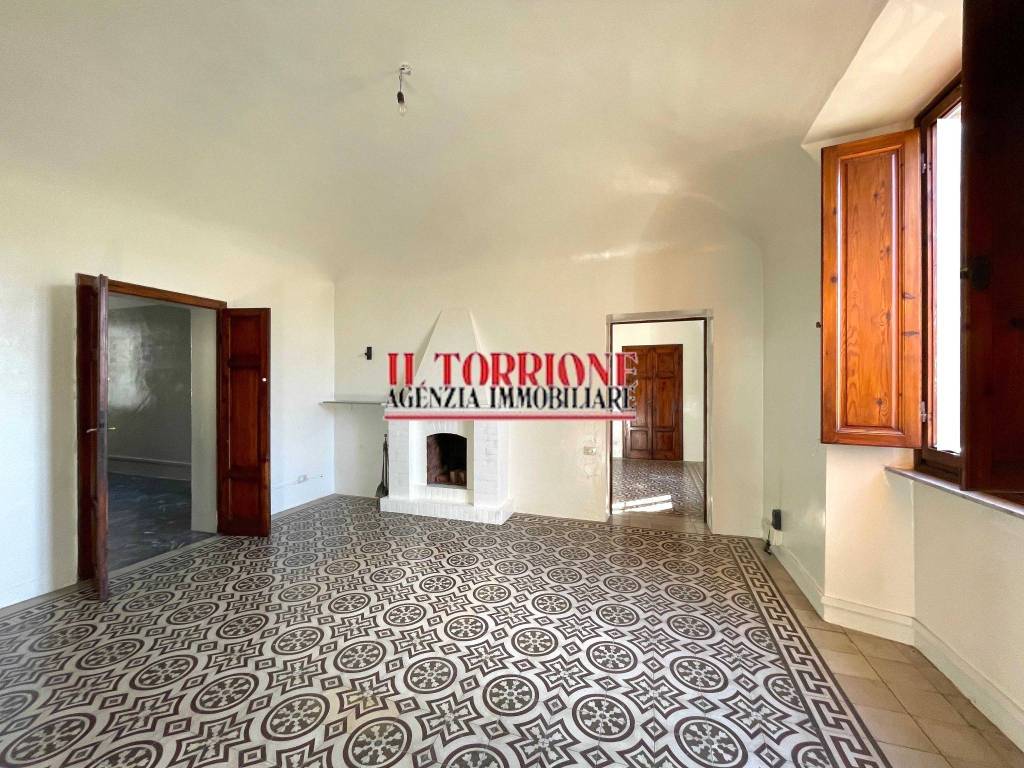 Appartamento a Pescia in Viale Giuseppe Garibaldi - Foto 2