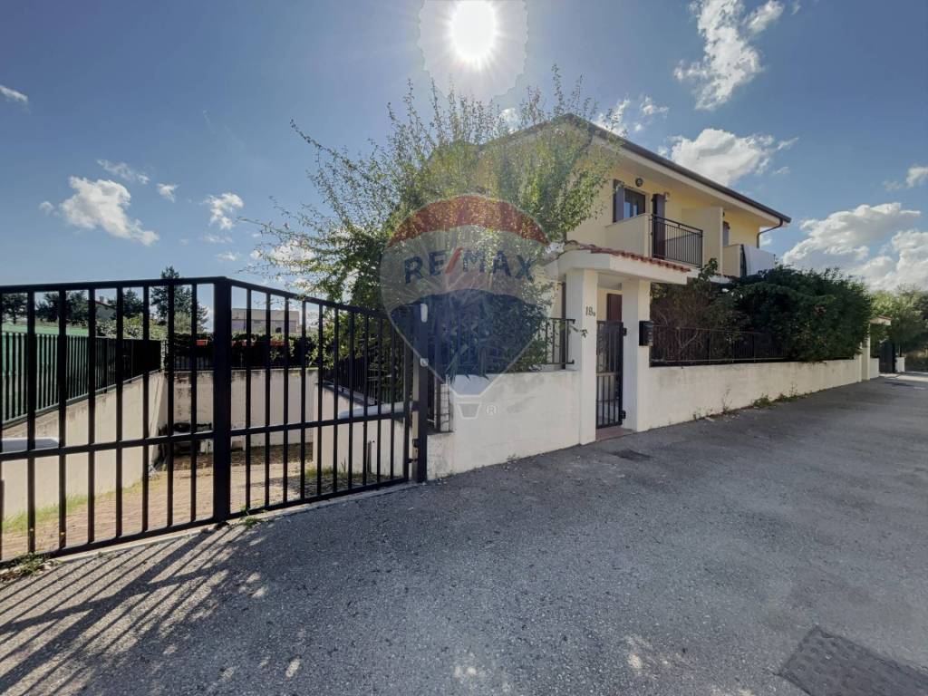 Villa a Mozzagrogna in Traversa Sandro Pertini - Foto 3