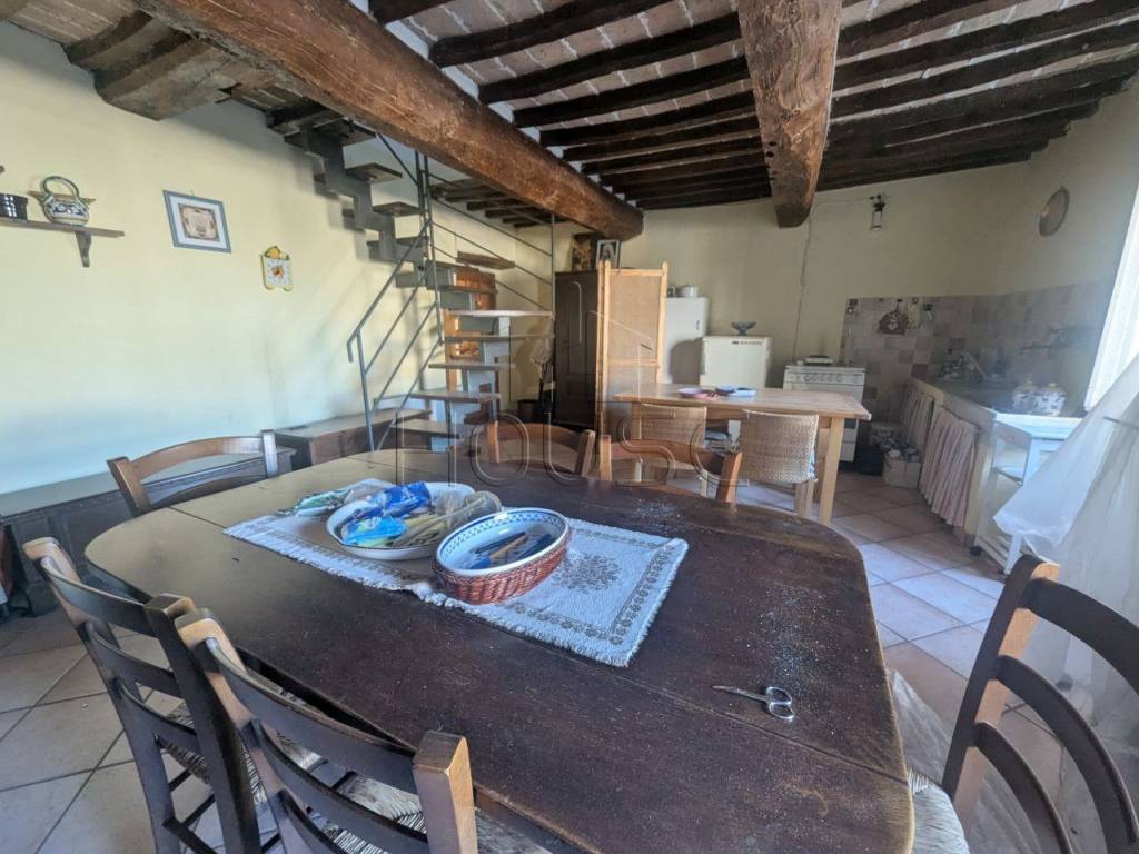 Appartamento a Umbertide in Via Cortonese - Foto 2