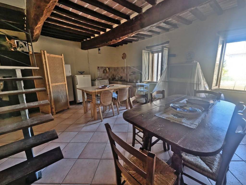 Appartamento a Umbertide in Via Cortonese - Foto 4