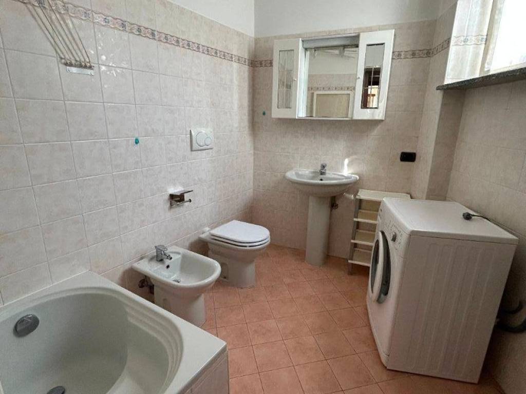 Appartamento a Gavirate in Vicolo Buzzi, 4 - Foto 2