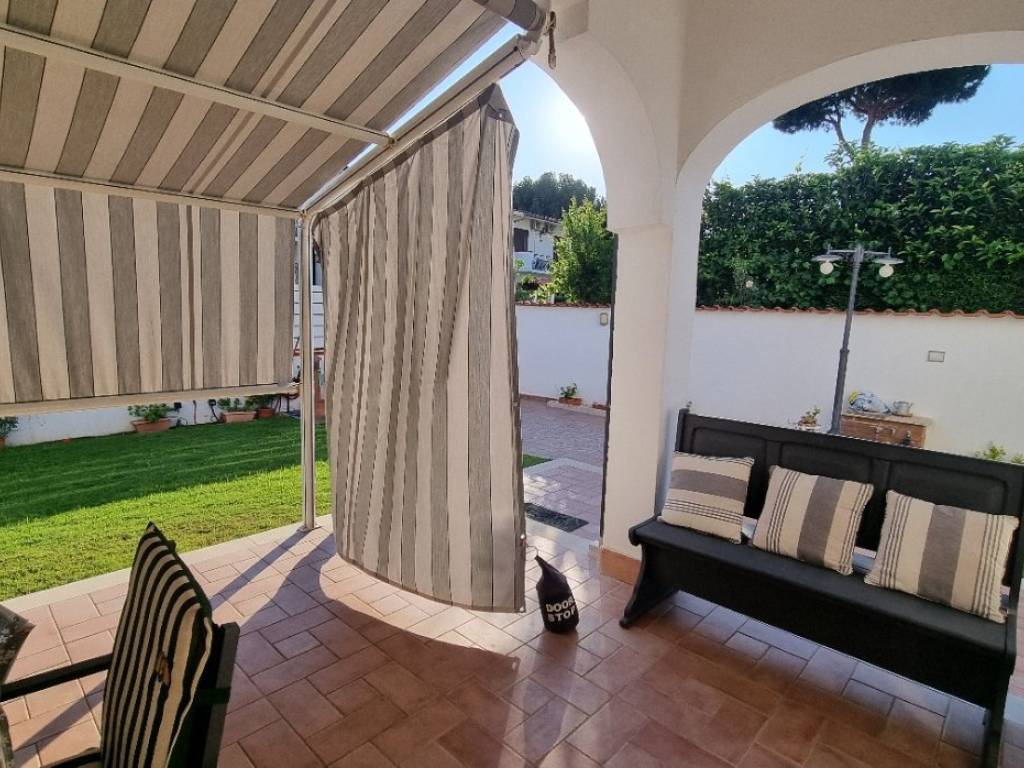 Villa a San felice circeo in Via Terracina, 393 - Foto 4