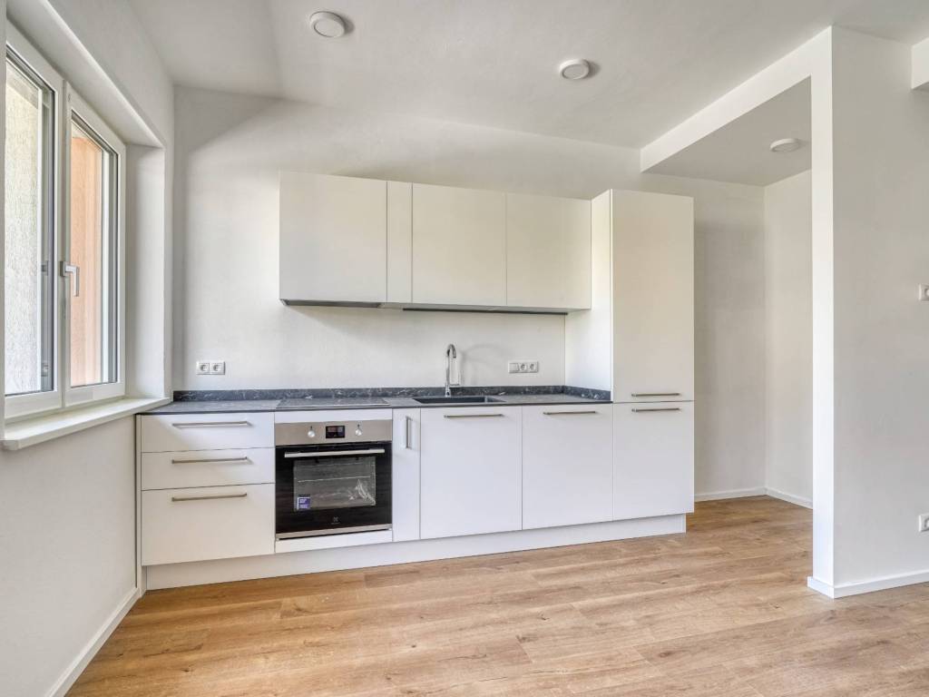 Appartamento a Merano in Via Francesco Petrarca, 35 - Foto 2