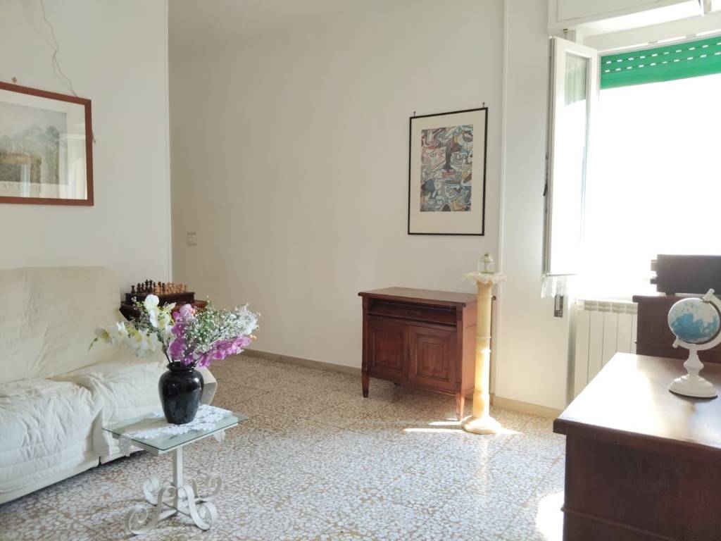 Appartamento a Imperia in Piazza Goffredo Mameli - Foto 4