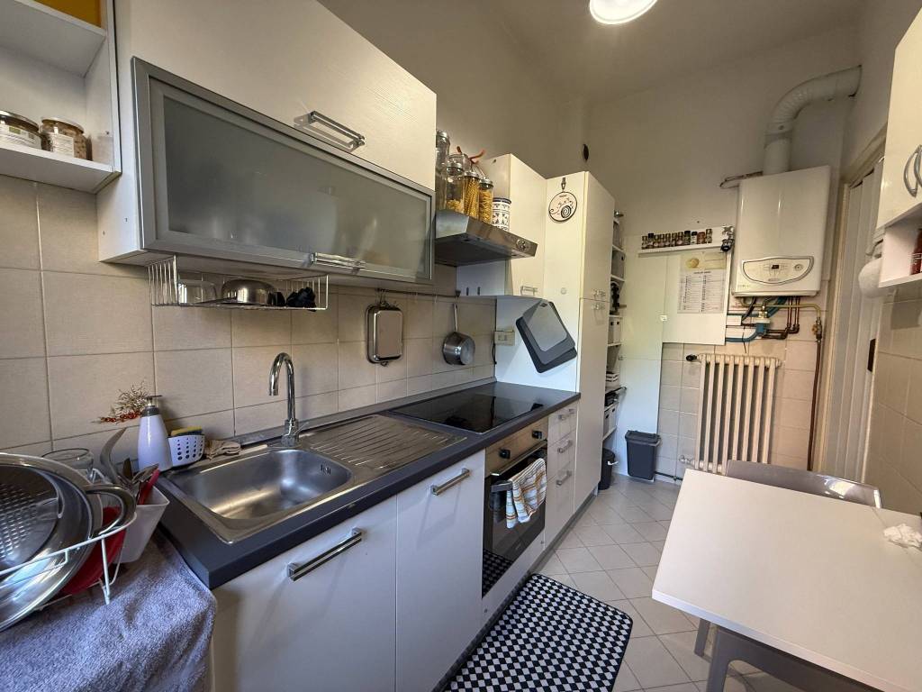 Appartamento a Piacenza in Via Giuseppe Nasalli Rocca, 11 - Foto 4