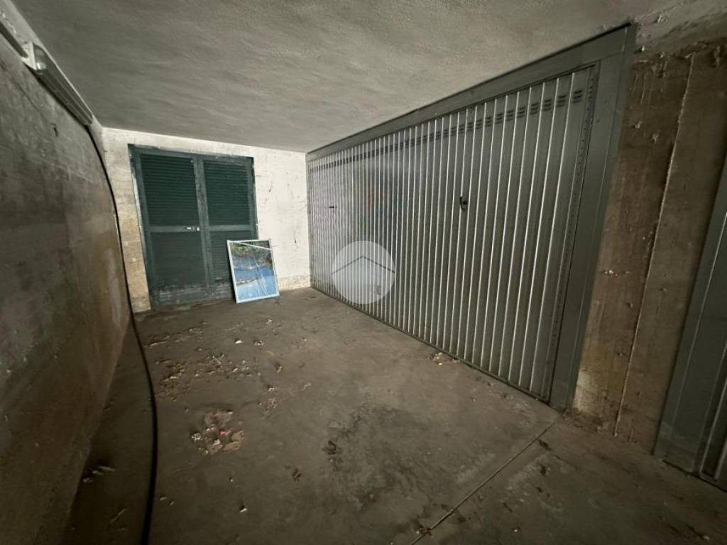 Box / garage a Fara in sabina in Via dei Bretoni - Foto 4