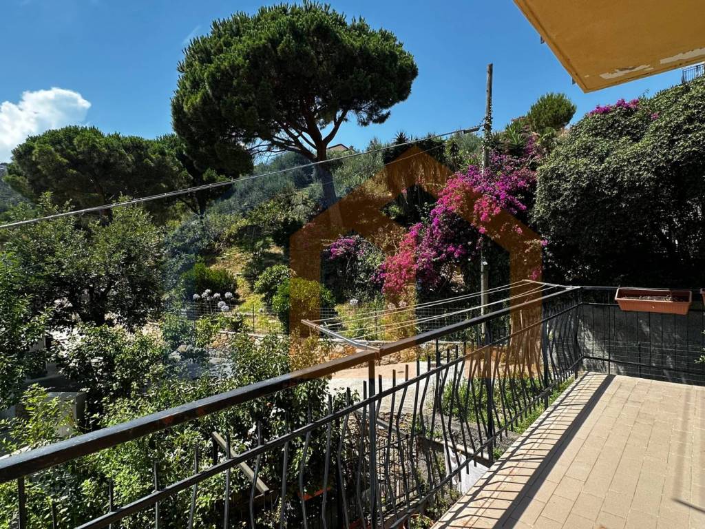 Appartamento a Spotorno in Via alla Torre, 36 - Foto 2