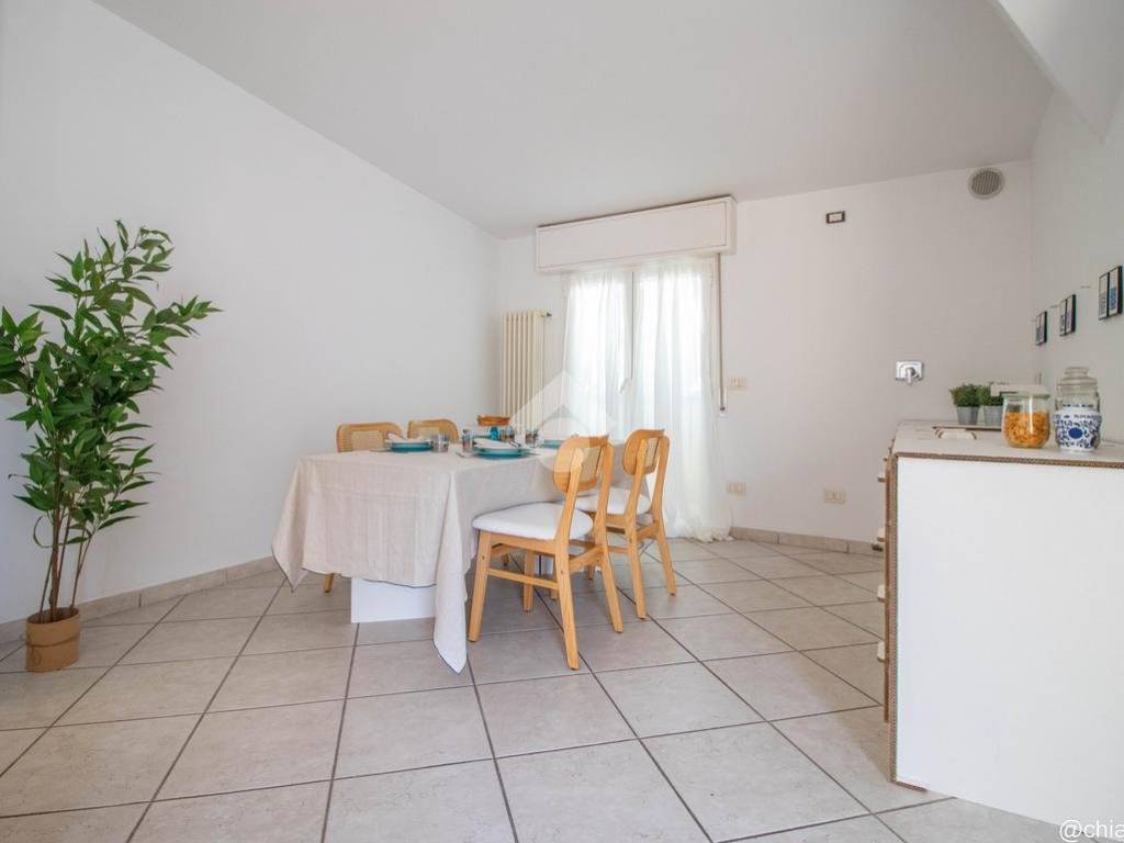 Appartamento a Riccione in Viale Perosi Lorenzo, 11 - Foto 3