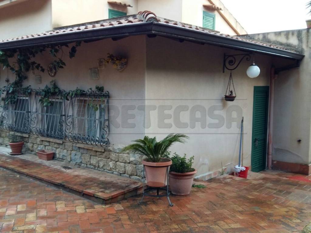 Villa a Caltanissetta in Viale L. Monaco, 111 - Foto 5