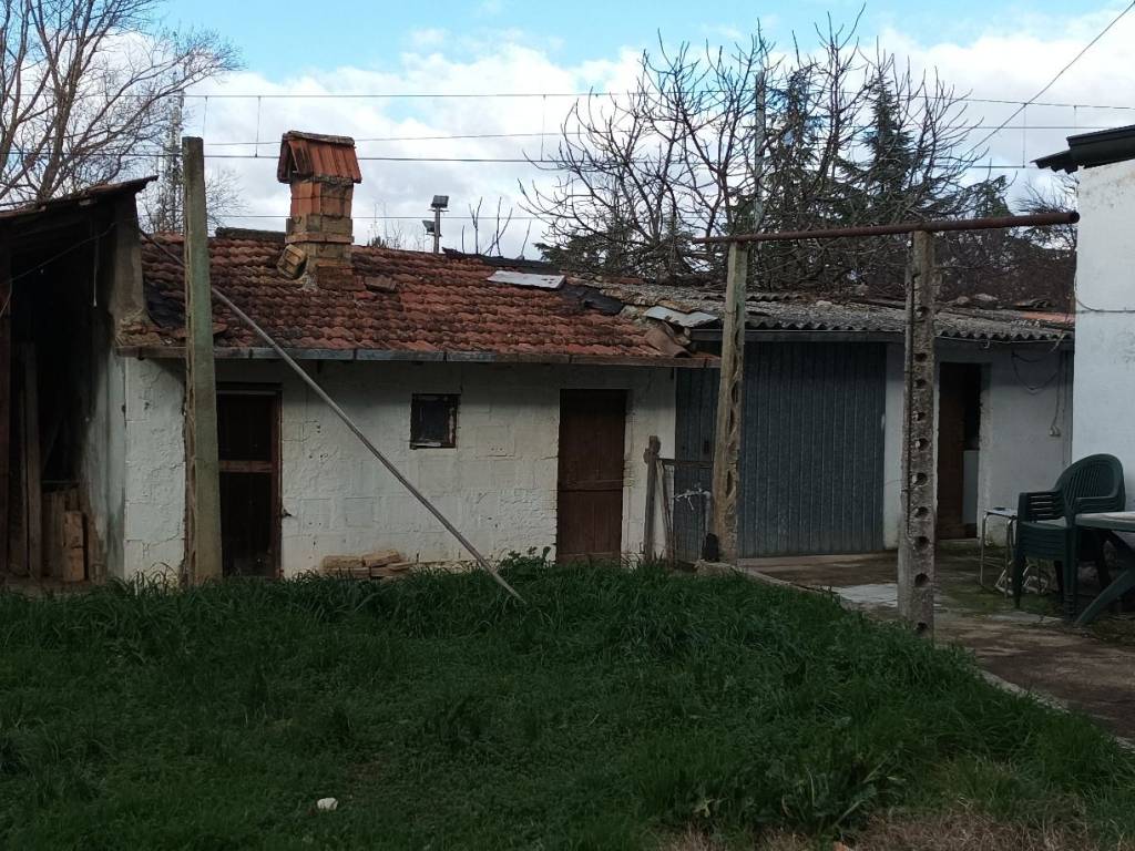 Villa a Bastia umbra in Via Mario Angelucci - Foto 2