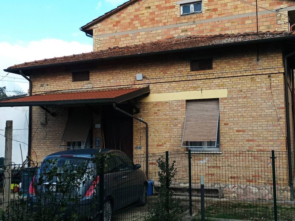 Villa a Bastia umbra in Via Mario Angelucci - Foto 5