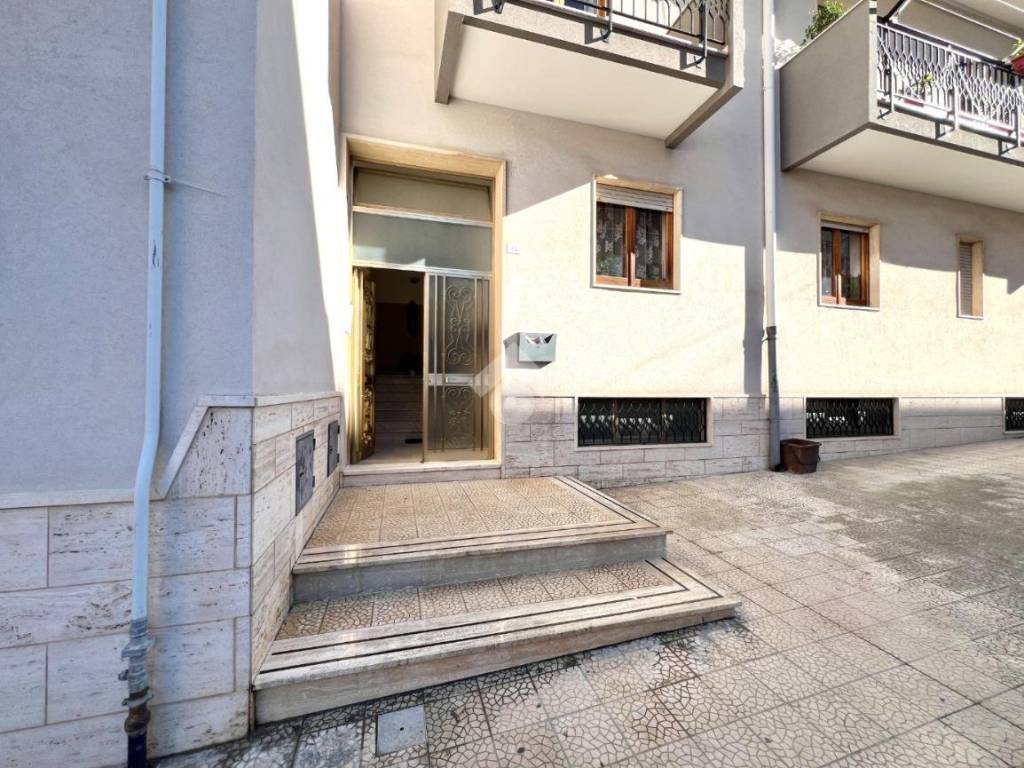 Appartamento a Ceglie messapica in Via Milano, 44 - Foto 2