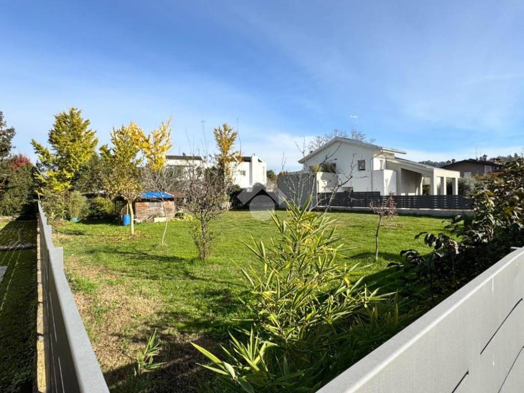 Terreno a Lonigo in Via P. della Torre, 27 - Foto 2